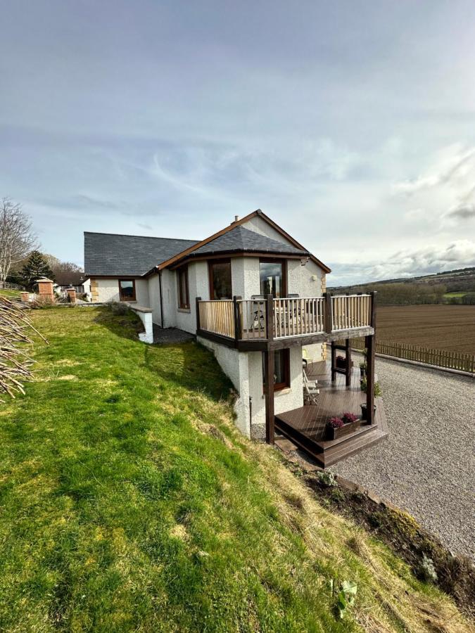 Doura Lodge Inverness Exterior photo